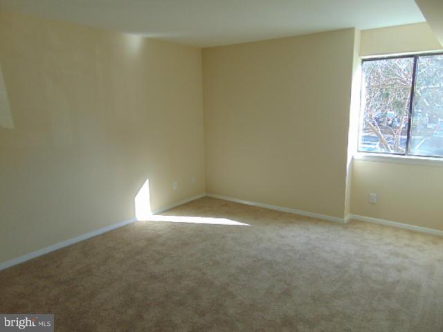 19030 Mills Choice Road, Unit 4 Gaithersburg, MD 20886 - Photo 7 of 11 Bedroom (Master)