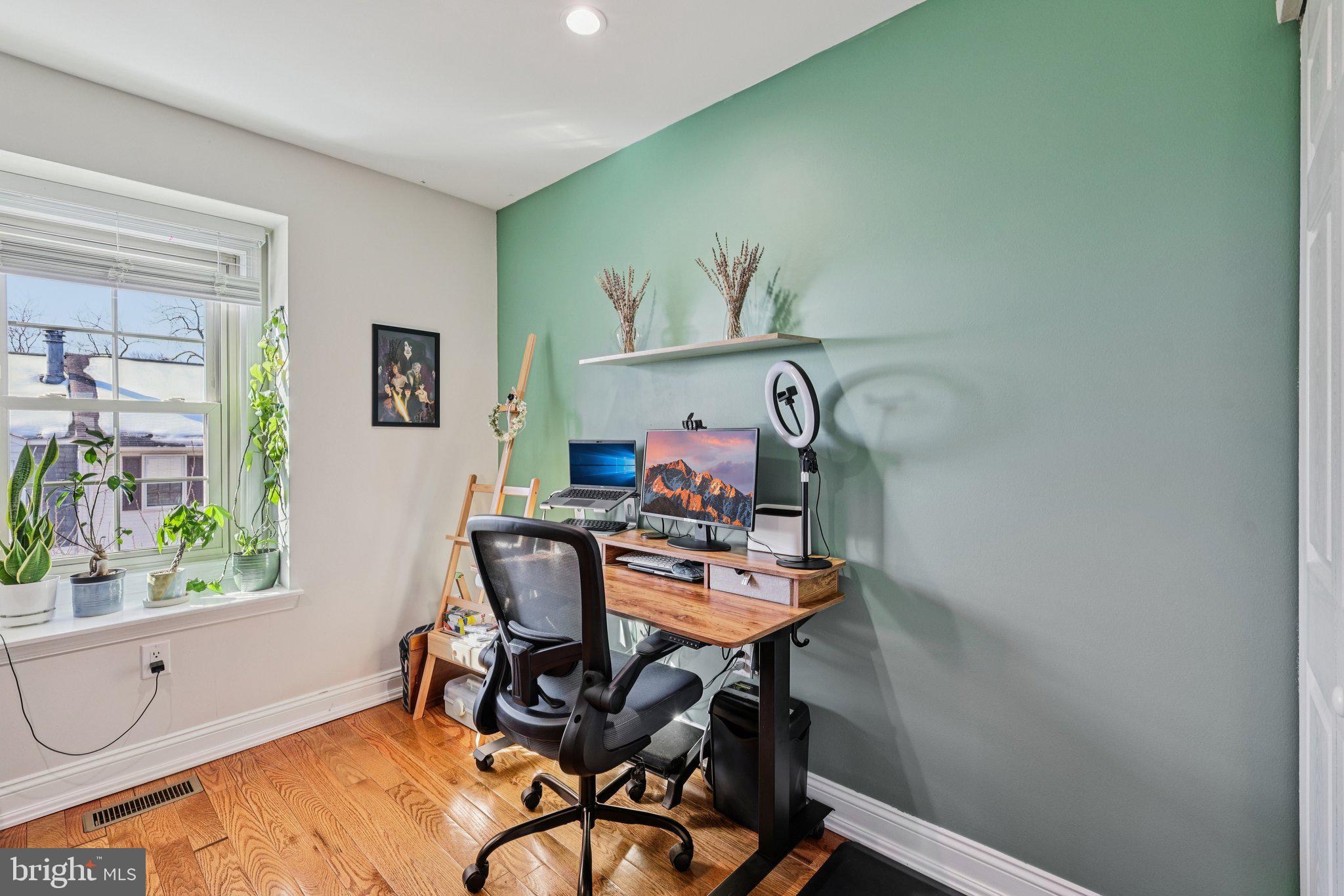 10616 Pennydog Lane Silver Spring, MD 20902 - Photo 22 of 58 a workspace with furniture and window
