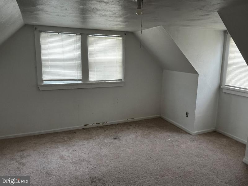 912 Nichols Drive Laurel, MD 20707 - Photo 13 of 14 an empty room with a window
