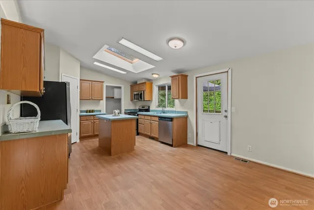 $555,000 | 11652 Highway 525, Langley, WA 98260