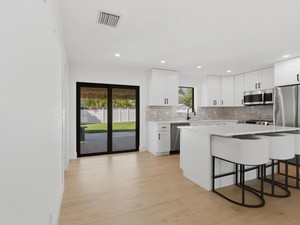 $665,000 | 19124 Southeast Fearnley Drive, Jupiter, FL 33469