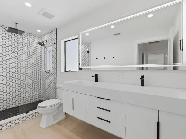$665,000 | 19124 Southeast Fearnley Drive, Jupiter, FL 33469