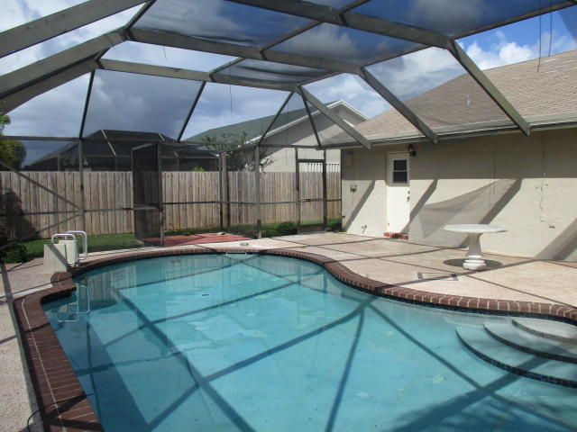 8904 Southwest 16th Street Boca Raton, FL 33433 - Photo 28 of 29 a view of a backyard