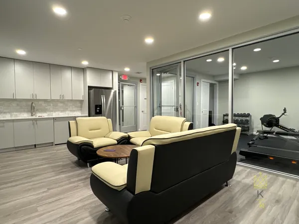 $3,550 | 458 Washington Street, Unit 308, Boston, MA 02135