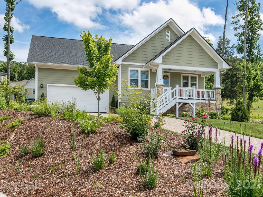 6 Roundtop Ridge Court Candler, NC 28715 - Photo 2 of 37 Gallery Image 2