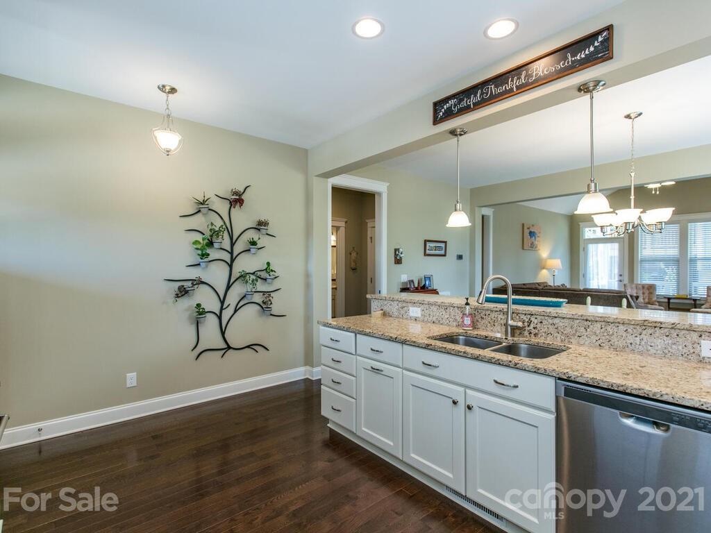 6 Roundtop Ridge Court Candler, NC 28715 - Photo 16 of 37 Gallery Image 16