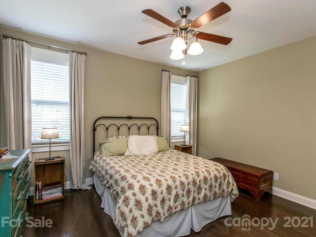 6 Roundtop Ridge Court Candler, NC 28715 - Photo 19 of 37 Gallery Image 19