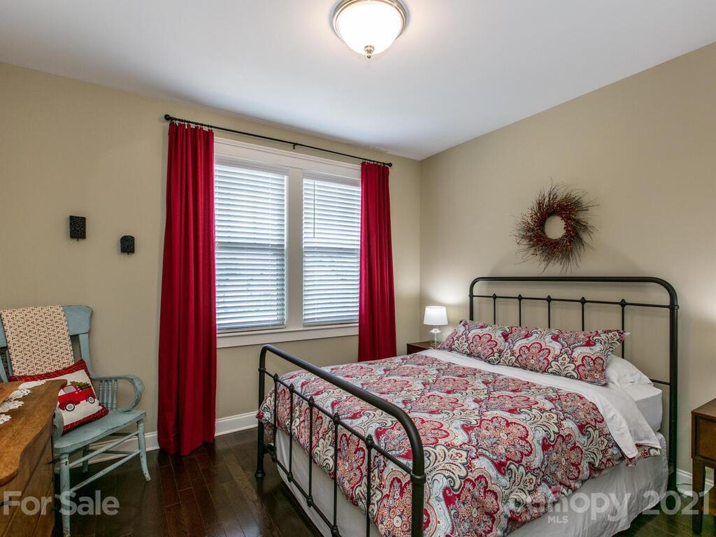 6 Roundtop Ridge Court Candler, NC 28715 - Photo 28 of 37 Gallery Image 28