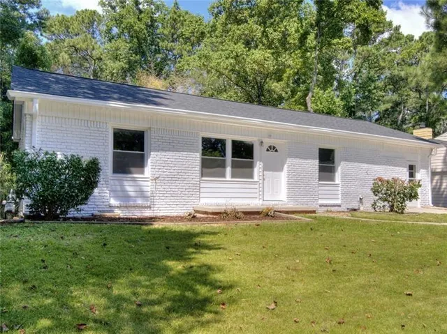 $2,200 | 3946 Green Oak Drive, Doraville, GA 30340