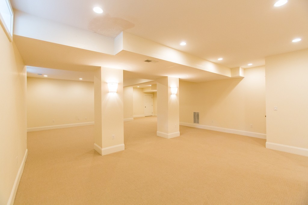 121 Tower Road Lincoln, MA 01773 - Photo 19 of 24