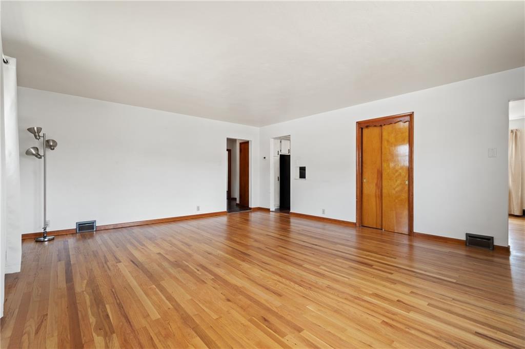 120 Rita Avenue Lower Burrell, PA 15068 - Photo 5 of 25 Gallery Image 5