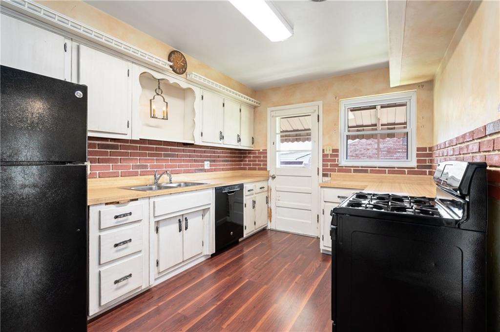 120 Rita Avenue Lower Burrell, PA 15068 - Photo 6 of 25 Gallery Image 6