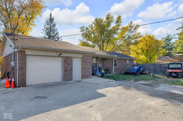 $250,000 | 7601 Milhouse Road, Indianapolis, IN 46241
