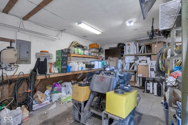 $250,000 | 7601 Milhouse Road, Indianapolis, IN 46241