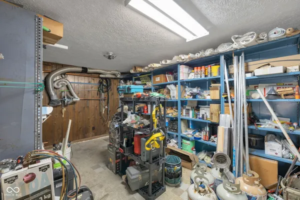 $250,000 | 7601 Milhouse Road, Indianapolis, IN 46241