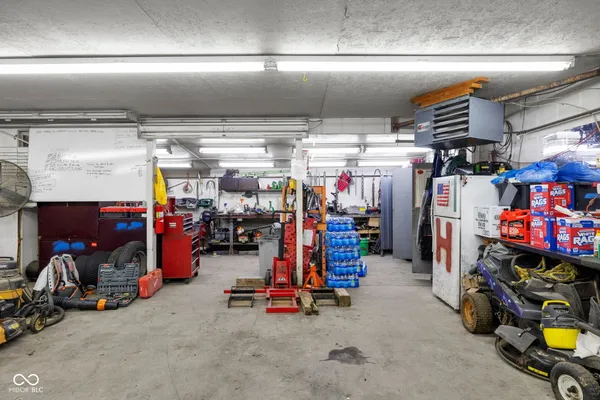 $250,000 | 7601 Milhouse Road, Indianapolis, IN 46241