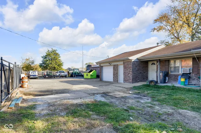 $250,000 | 7601 Milhouse Road, Indianapolis, IN 46241