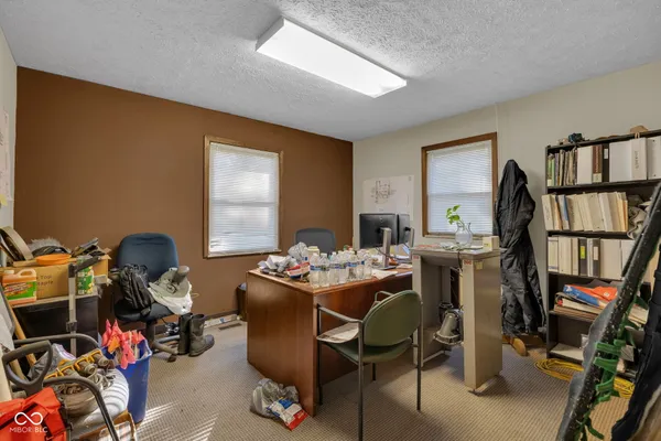 $250,000 | 7601 Milhouse Road, Indianapolis, IN 46241