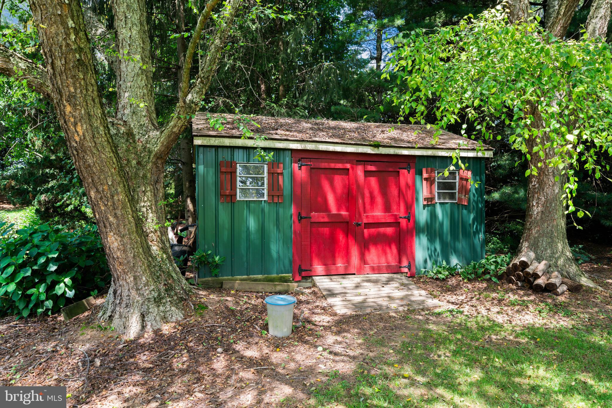 5586 Linton Road Sykesville, MD 21784 - Photo 12 of 104 Cute shed for your gardening needs