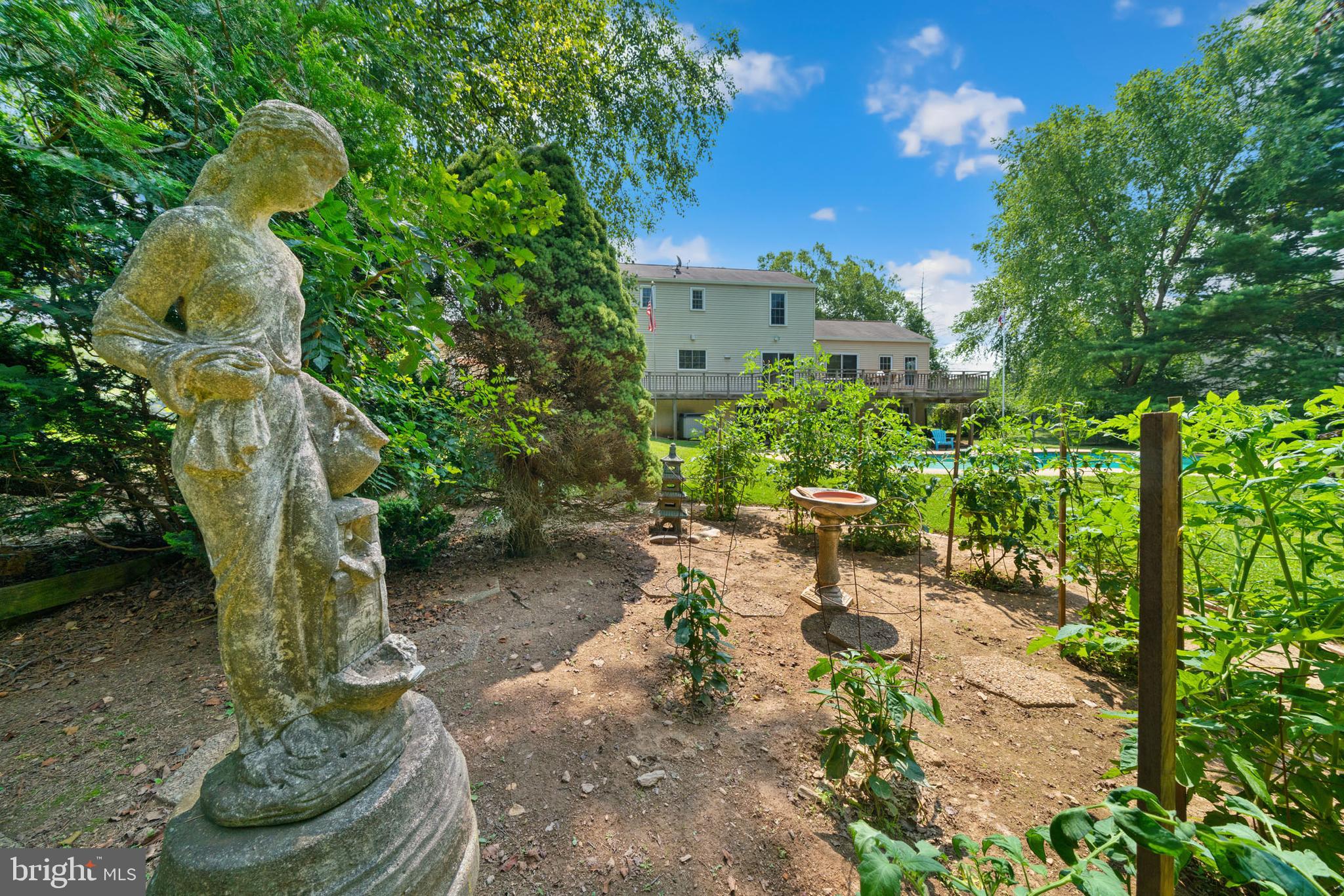 5586 Linton Road Sykesville, MD 21784 - Photo 15 of 104 Try your hand at gardening?