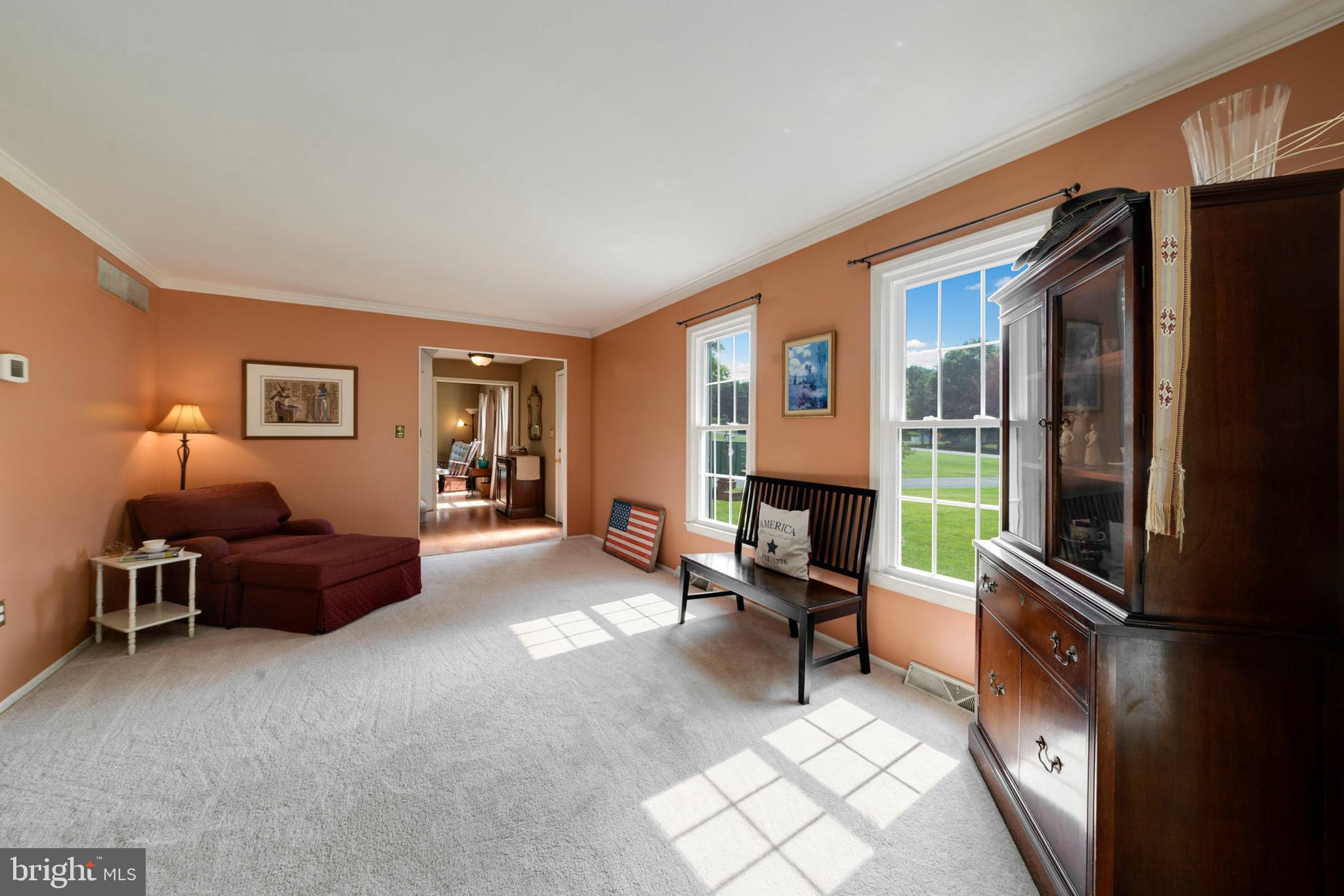 5586 Linton Road Sykesville, MD 21784 - Photo 36 of 104 View to the foyer and living room