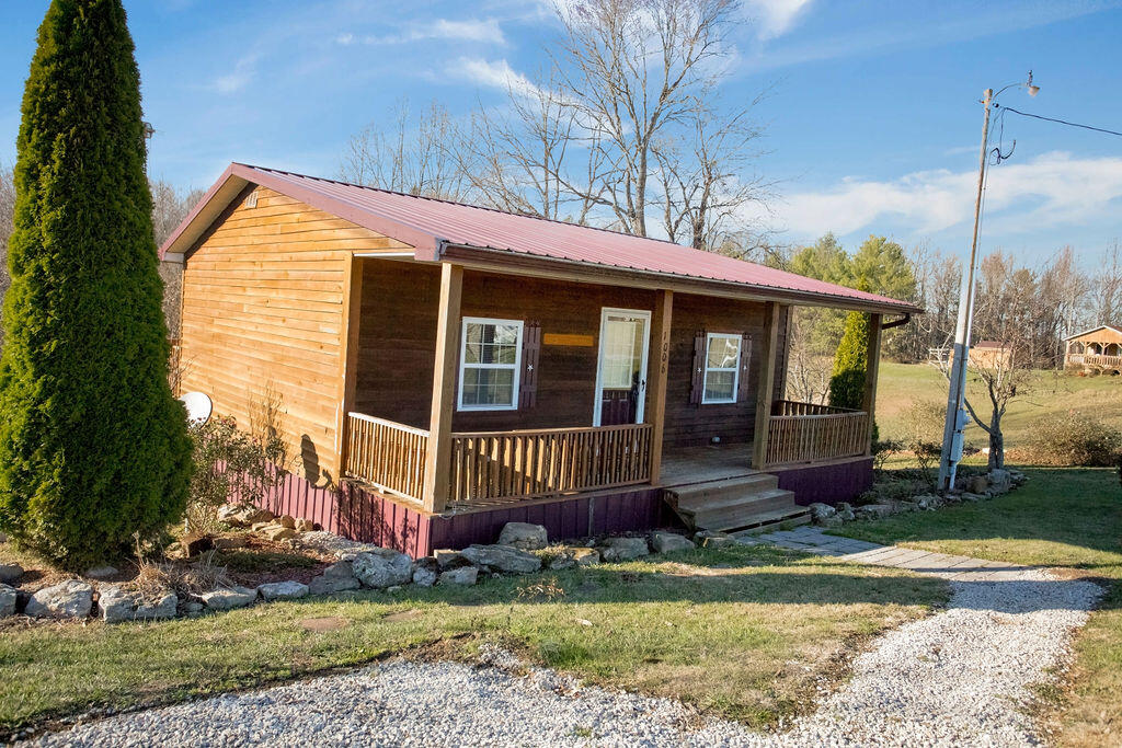 1006 Heizer Hill Road Wellington, KY 40387 - Photo 2 of 29 0V6A9803