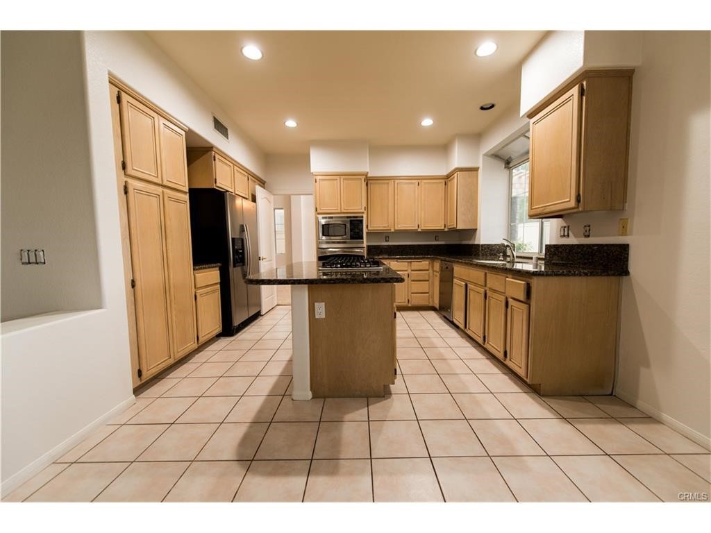 32062 Camino Guarda Temecula, CA 92592 - Photo 12 of 53