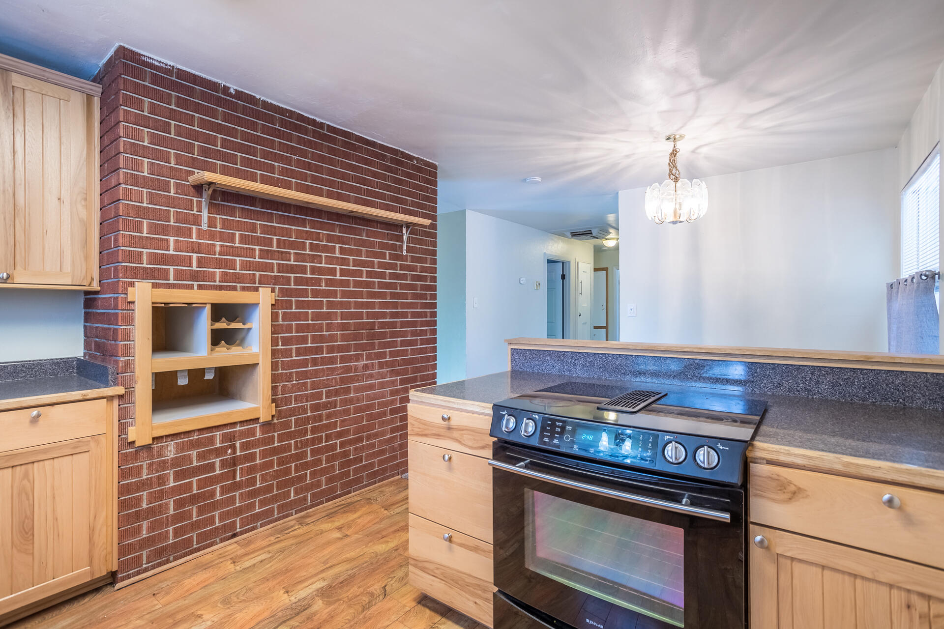 2756 Irwin Road Redding, CA 96002 - Photo 9 of 29 27 kitchen