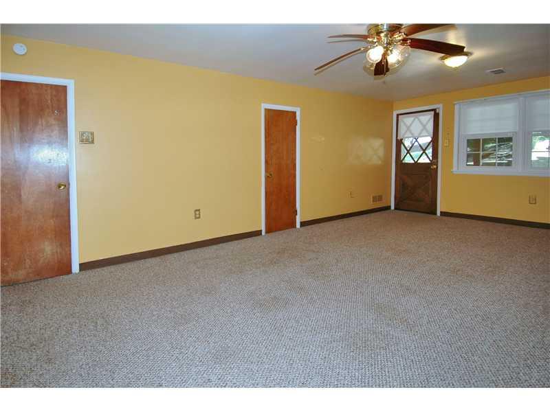 1536 Hazlett Road Pittsburgh, PA 15237 - Photo 22 of 25 Basement/Game Room.