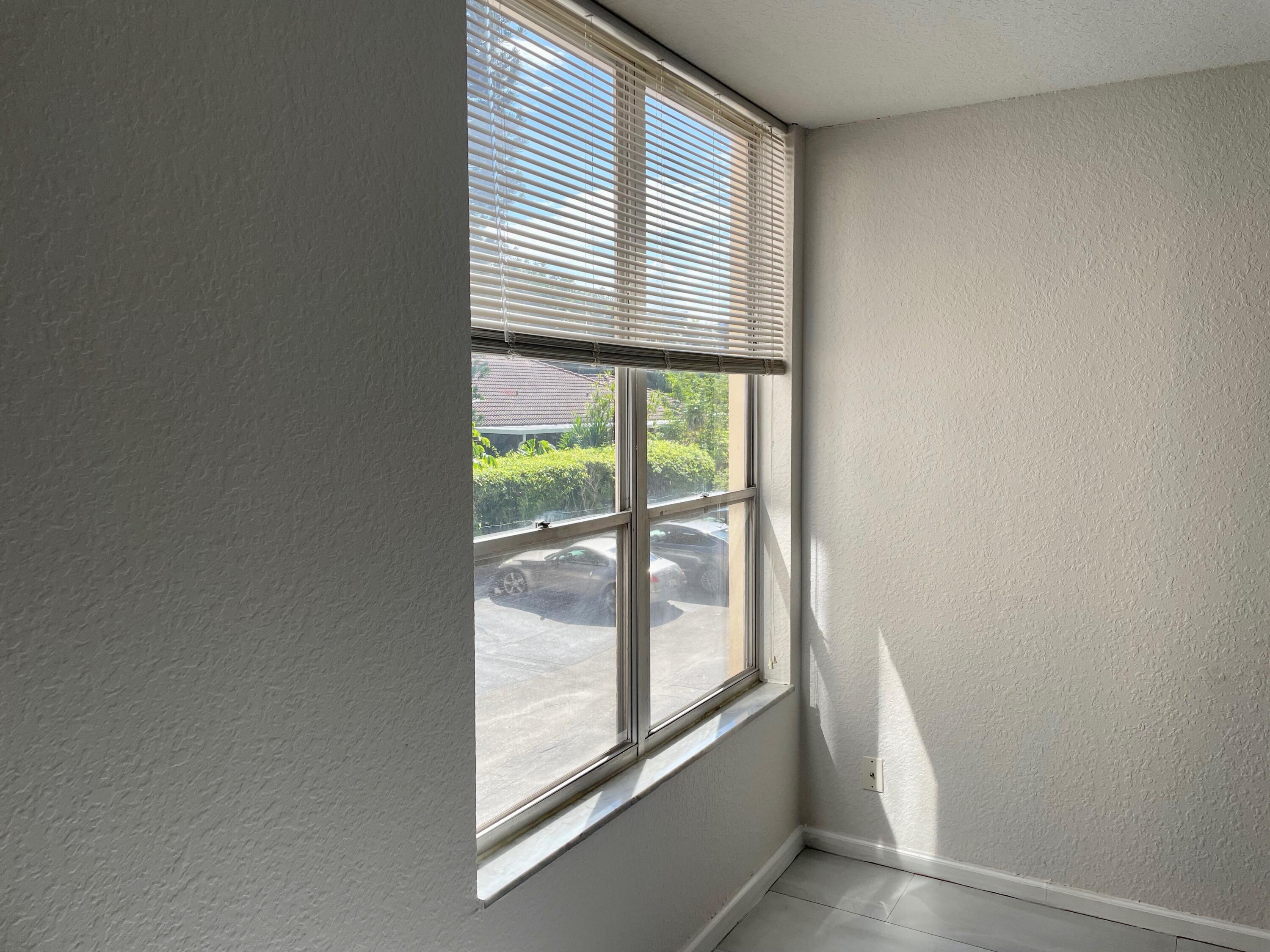 1000 Spanish River Road, Unit 2N Boca Raton, FL 33432 - Photo 28 of 58 IMG_2158