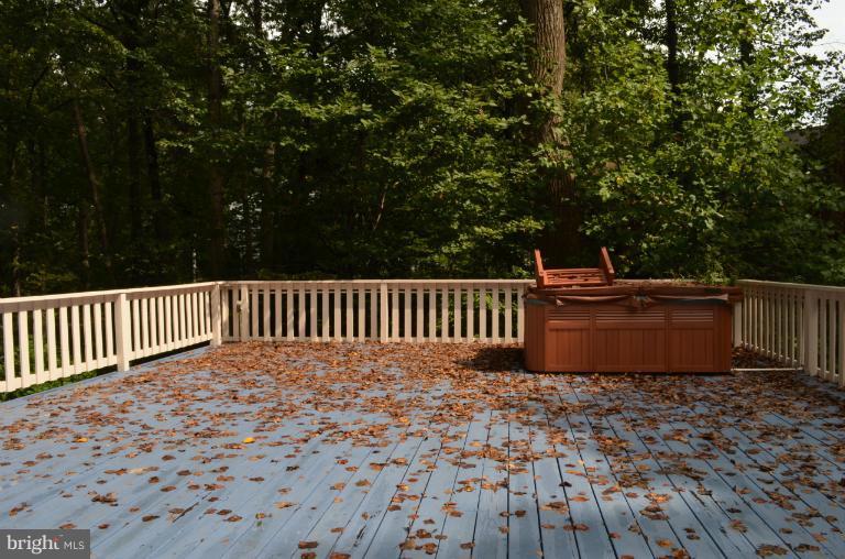 408 Halsey Road Annapolis, MD 21401 - Photo 8 of 21 Exterior (General)