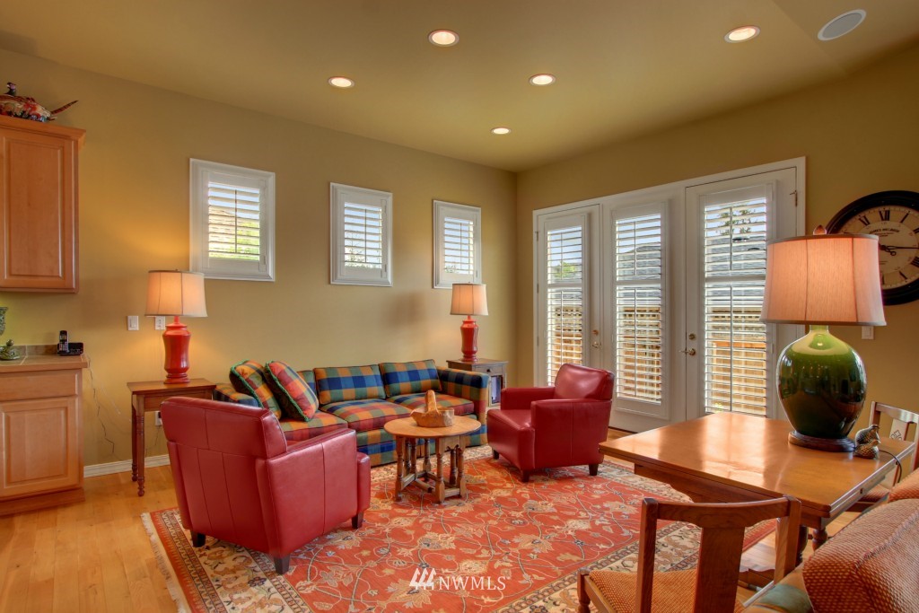23836 Northeast Adair Road Redmond, WA 98053 - Photo 8 of 14