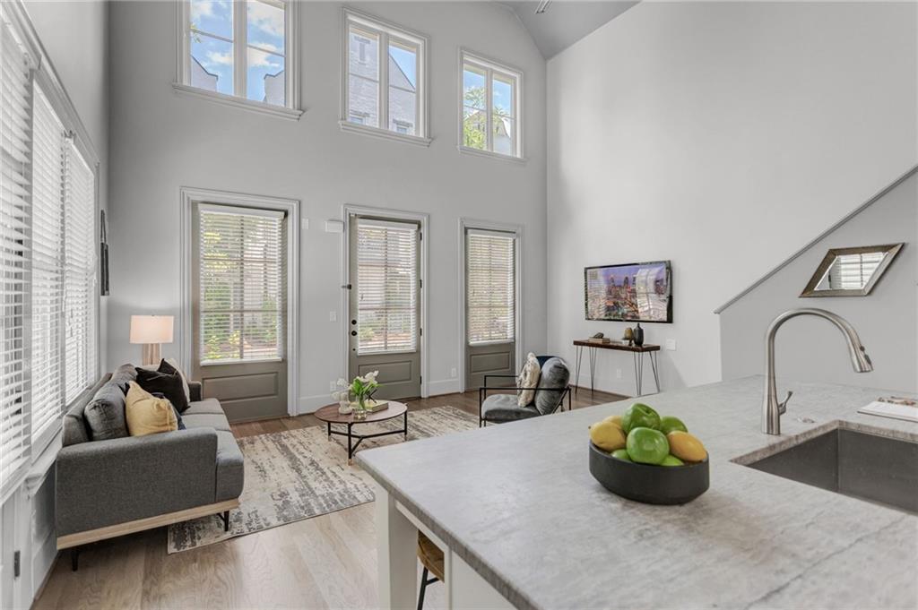 528 Bismark Road Northeast Atlanta, GA 30324 - Photo 6 of 48