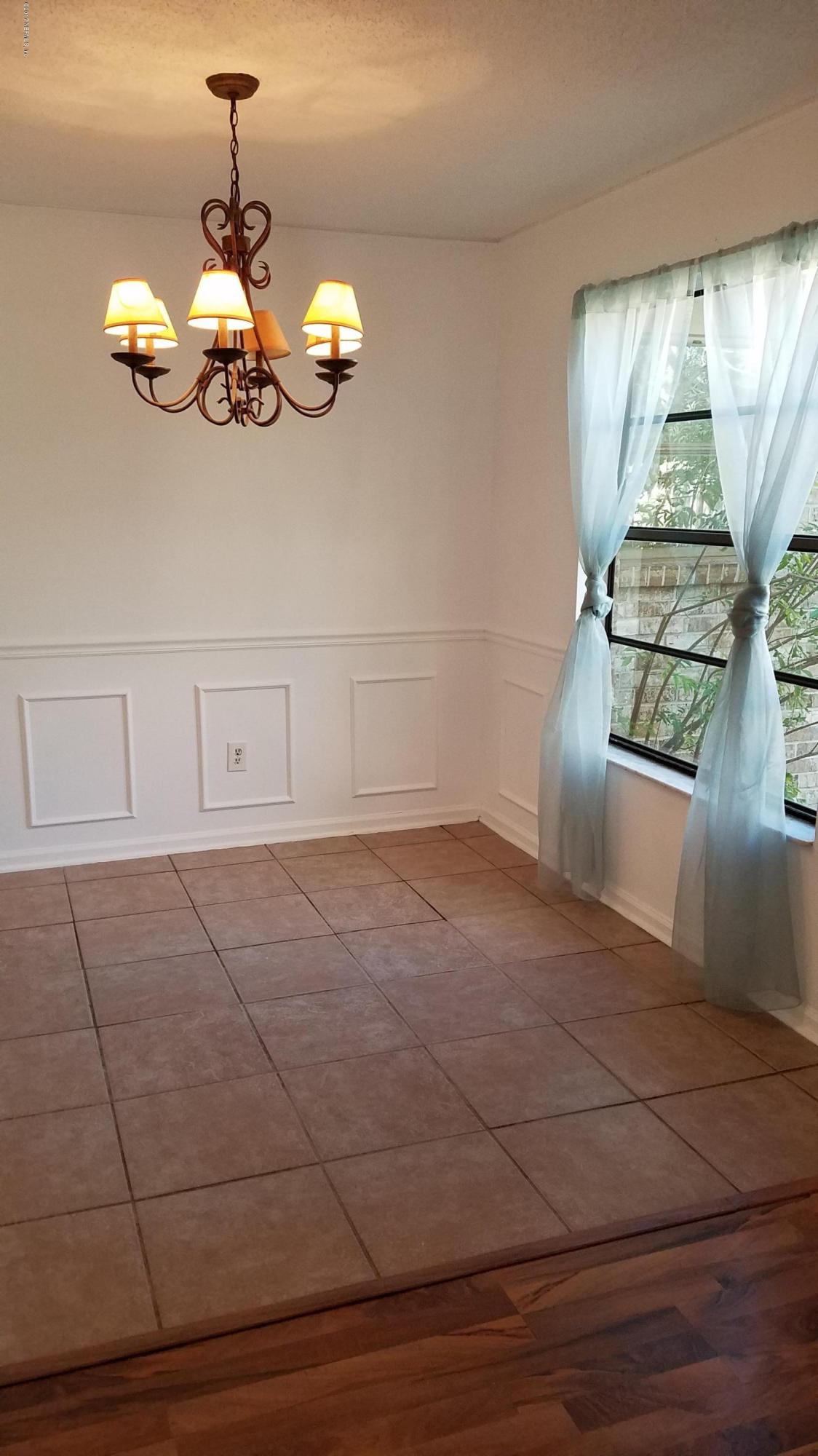 2183 Carter Braxton Road Orange Park, FL 32073 - Photo 6 of 23 20171104_161212