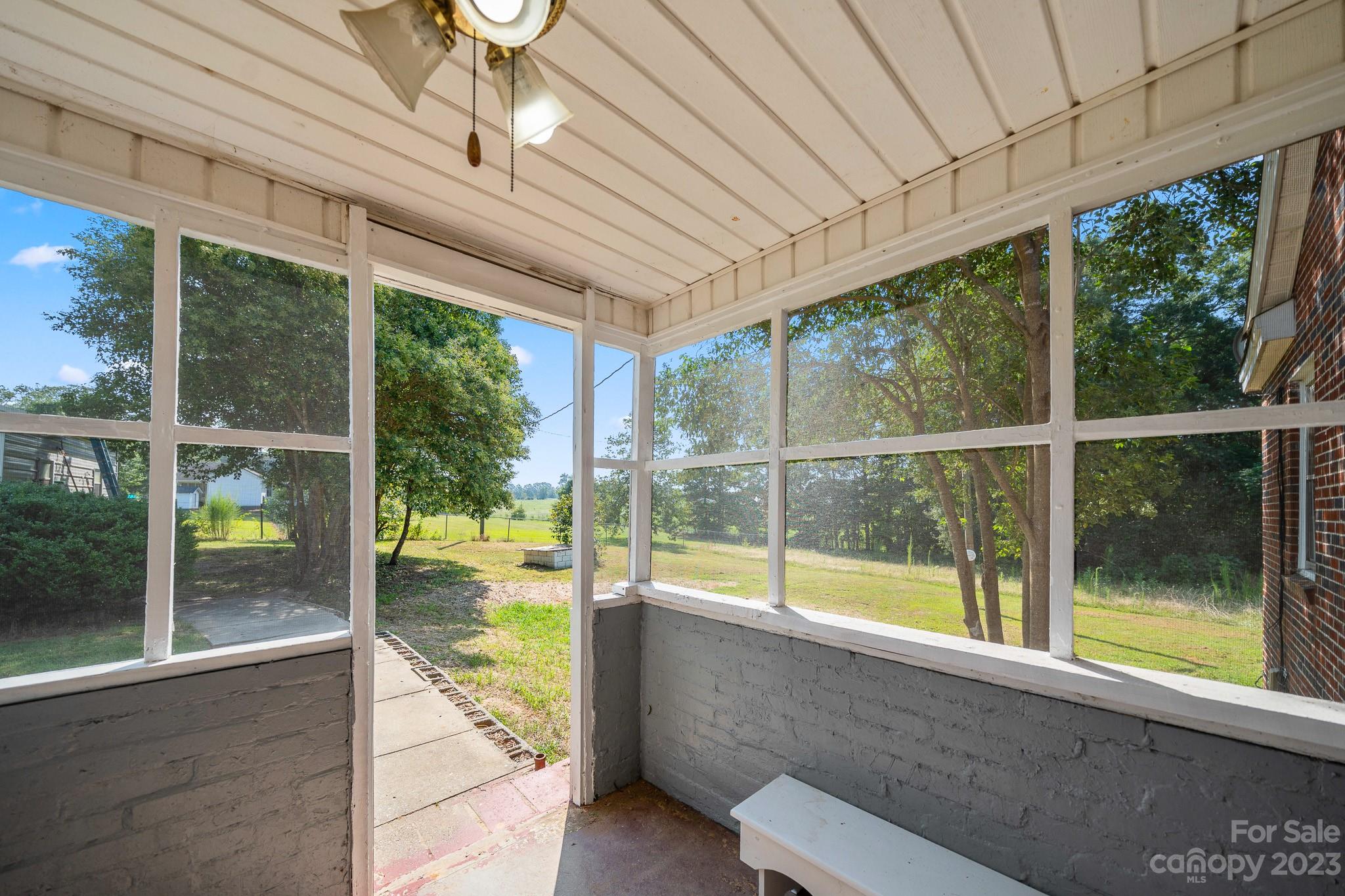 818 Old Buncombe Road Union, SC 29379 - Photo 21 of 27