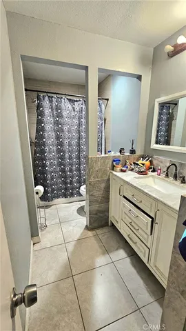 a view of a garden with plants