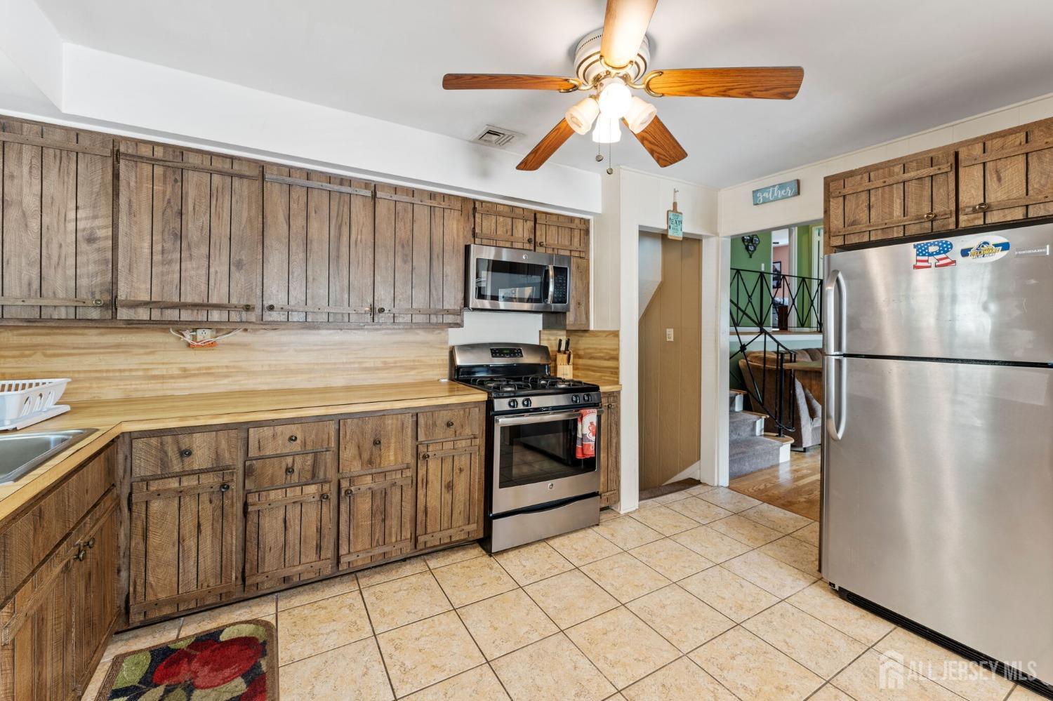 23 Canterbury Road East Brunswick, NJ 08816 - Photo 15 of 50 Gallery Image 15