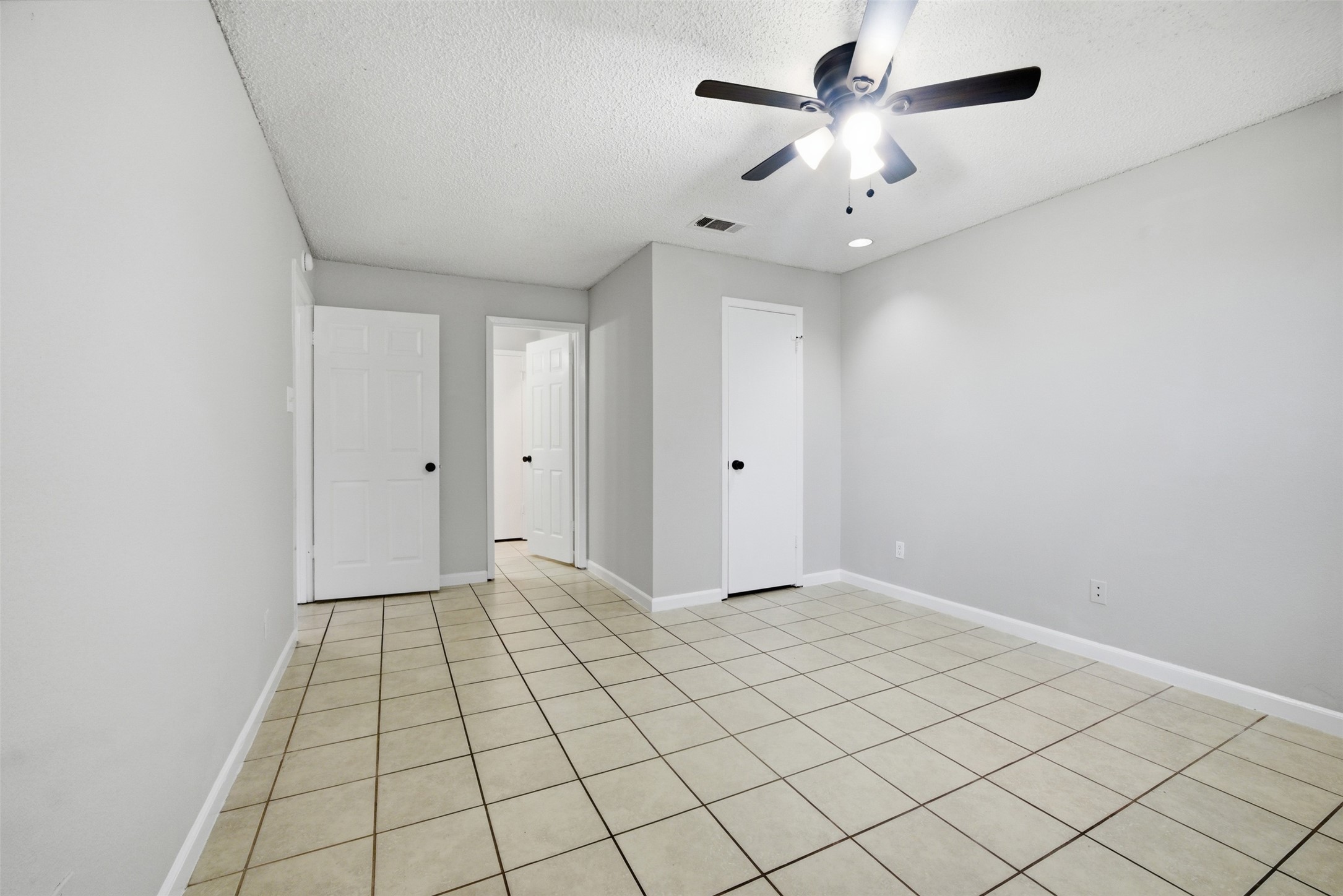 2009 West West Loop, Unit D Austin, TX 78758 - Photo 9 of 11