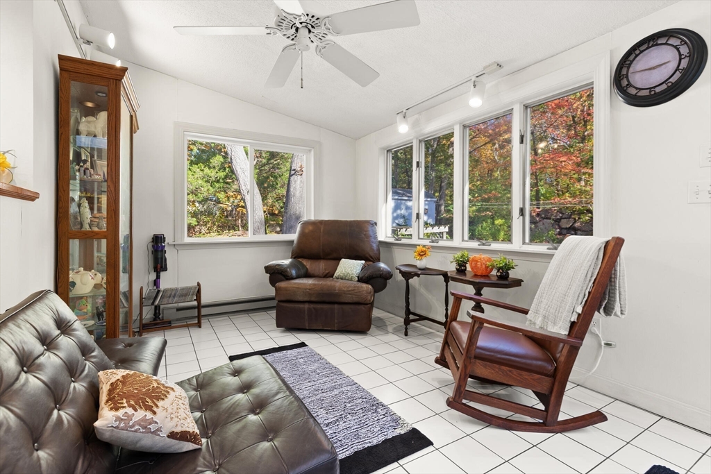 109 Riverview Road Gloucester, MA 01930 - Photo 19 of 42 a living room with furniture and a large window