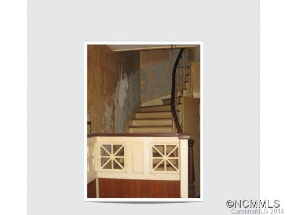 3739 Ramoth Road Asheville, NC 28804 - Photo 4 of 16 Gallery Image 4