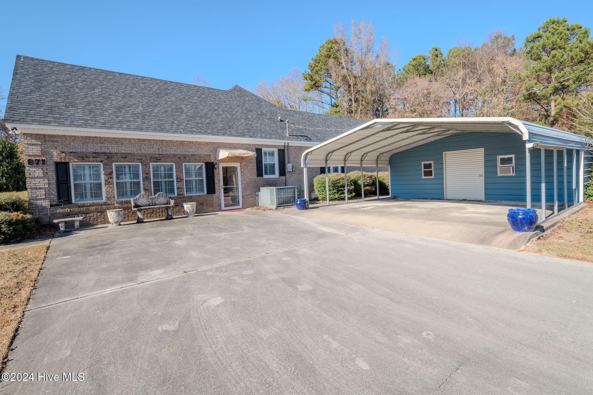 871 Pasture Branch Road Rose Hill, NC 28458 - Photo 5 of 63 Driveway
