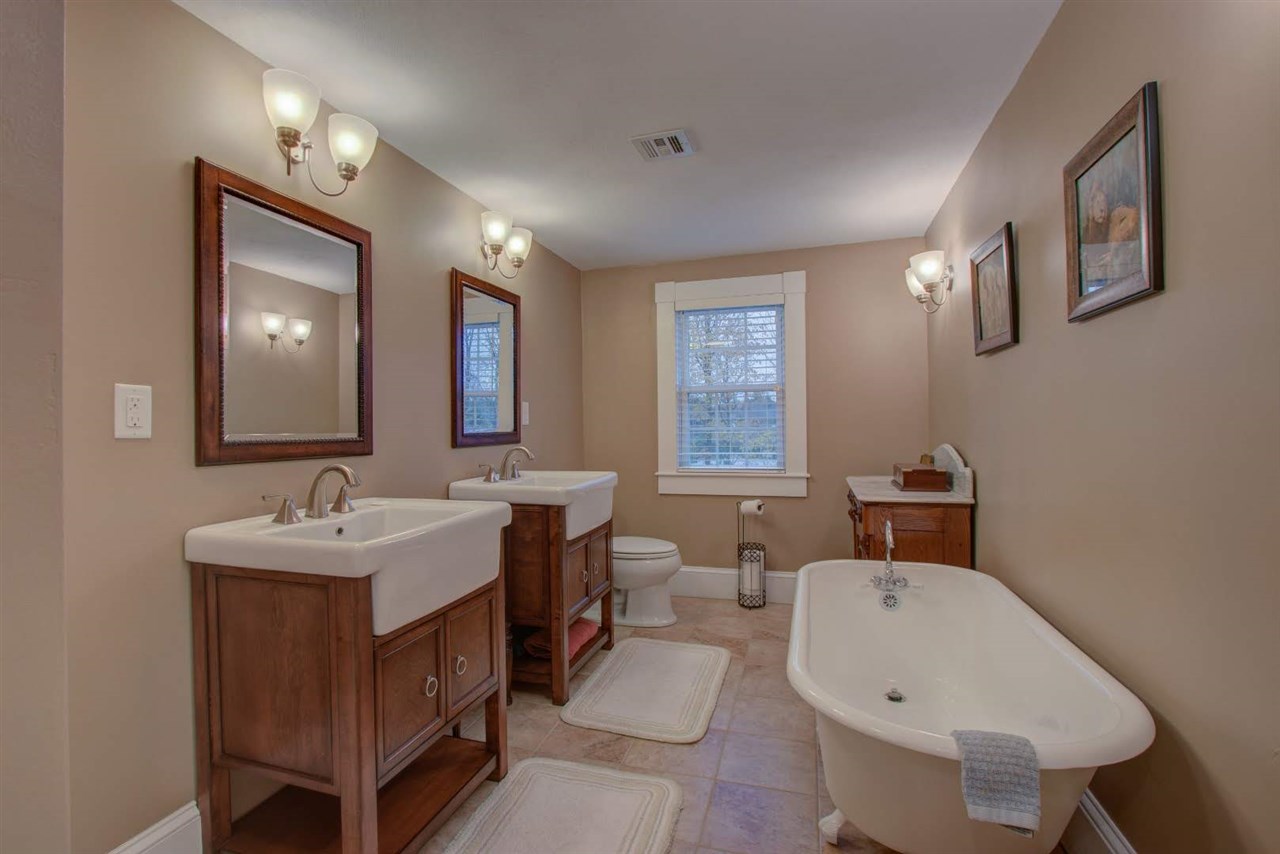 33 Weare Road Seabrook, NH 03874 - Photo 22 of 31 Gallery Image 22