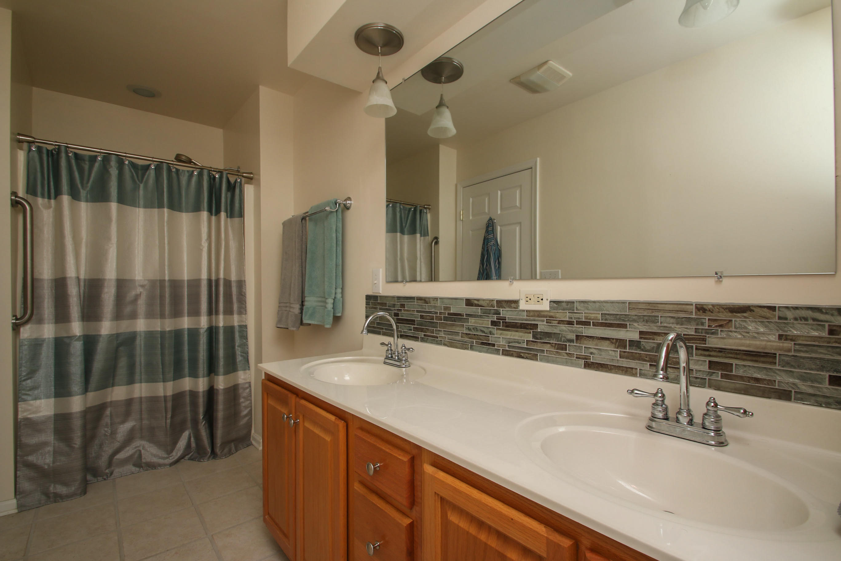 445 Periwinkle Road Moneta, VA 24121 - Photo 19 of 46 img_3884