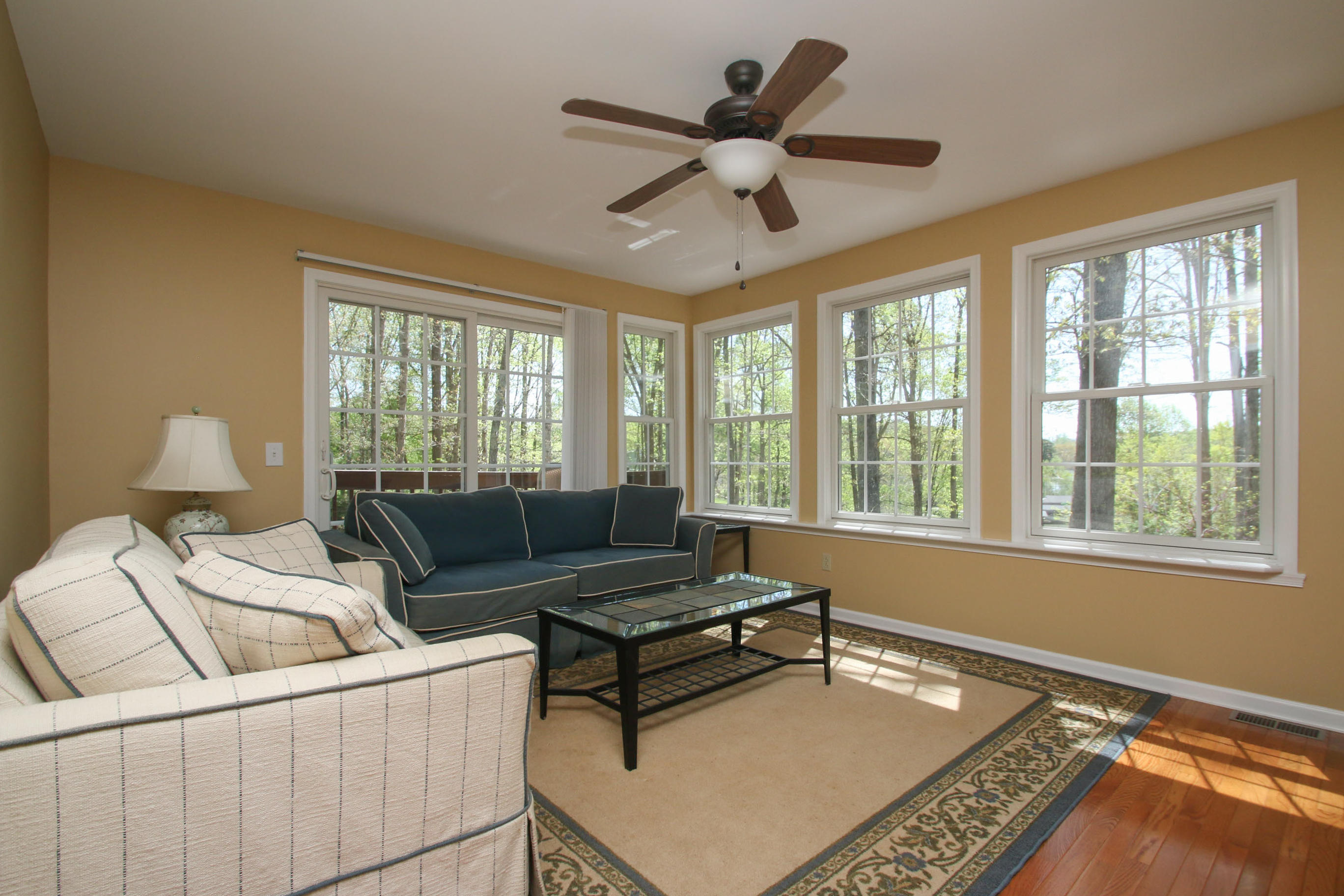 445 Periwinkle Road Moneta, VA 24121 - Photo 10 of 46 img_3847