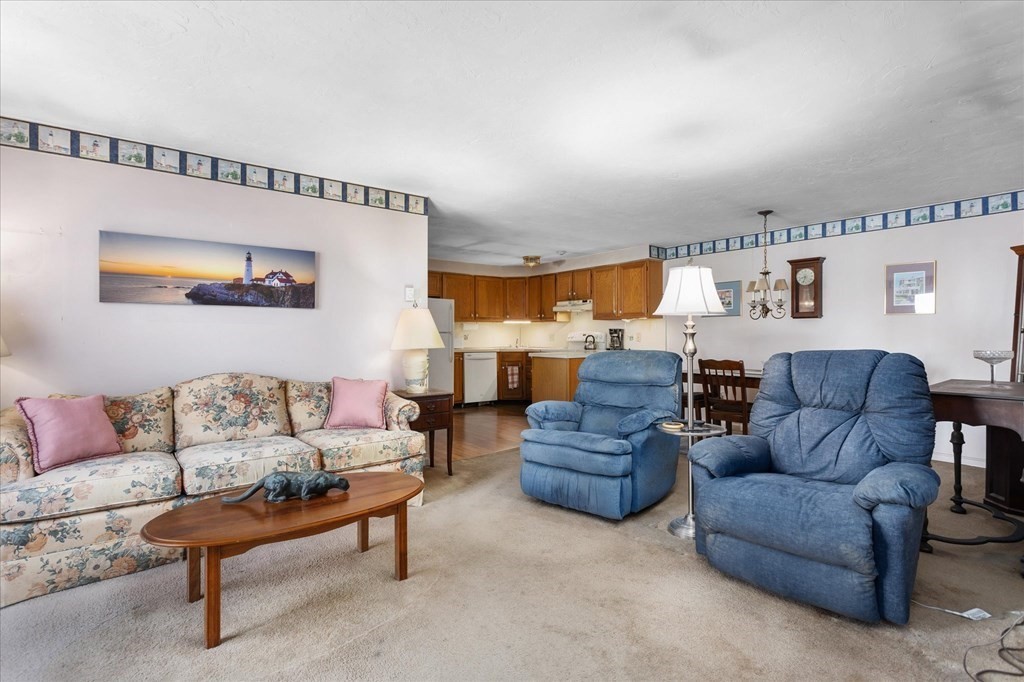 11 Hulbert Road, Unit 23 Worcester, MA 01603 - Photo 7 of 16 Gallery Image 7