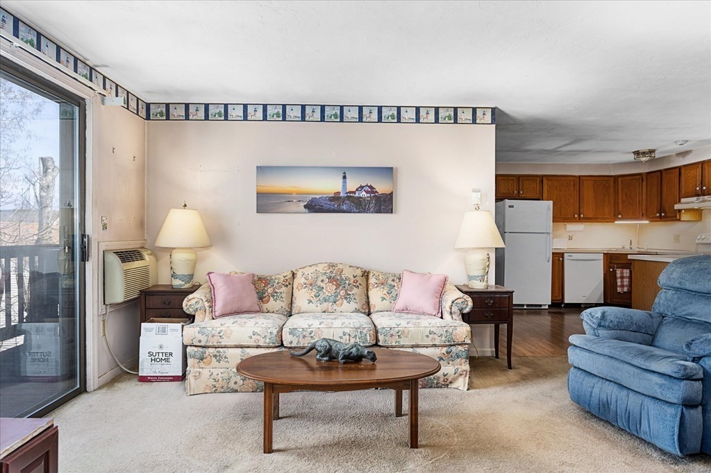 11 Hulbert Road, Unit 23 Worcester, MA 01603 - Photo 8 of 16 Gallery Image 8