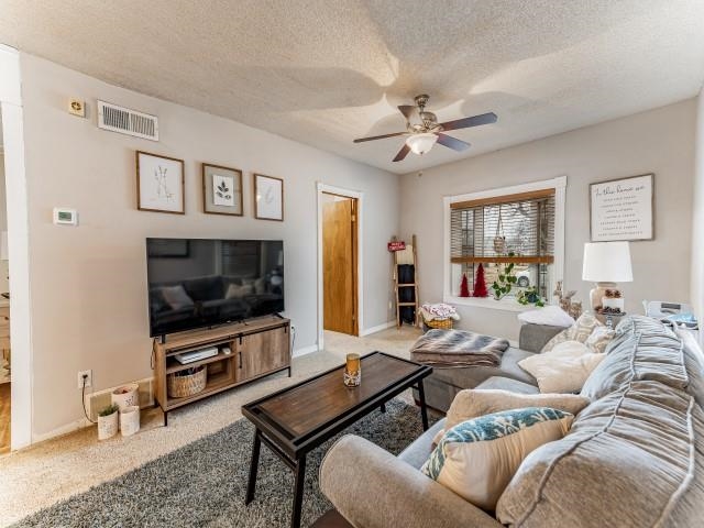 317 North Adams Street Cheney, KS 67025 - Photo 6 of 36