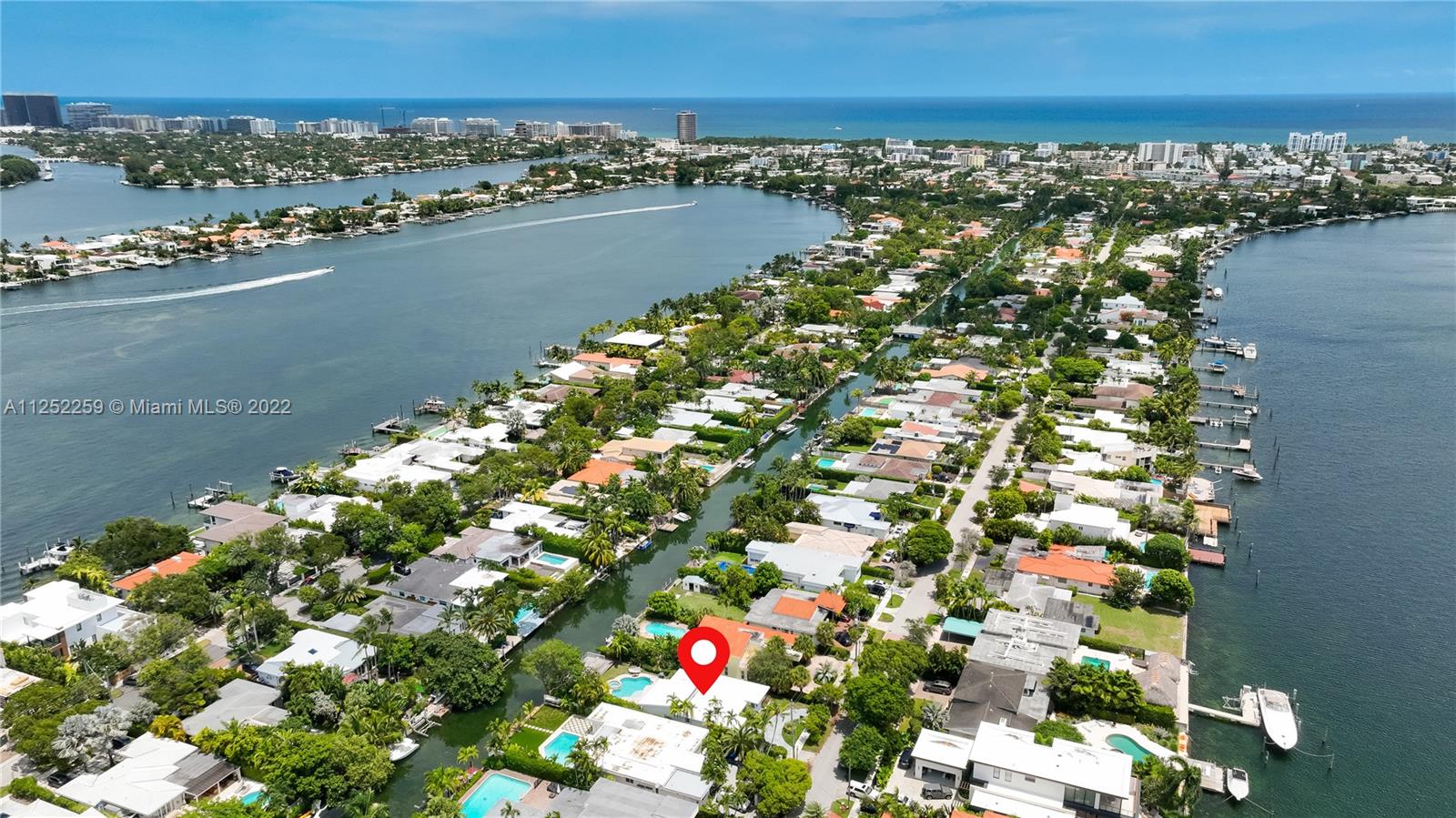 1757 Daytonia Road Miami Beach, FL 33141 - Photo 25 of 30 view of city and ocean