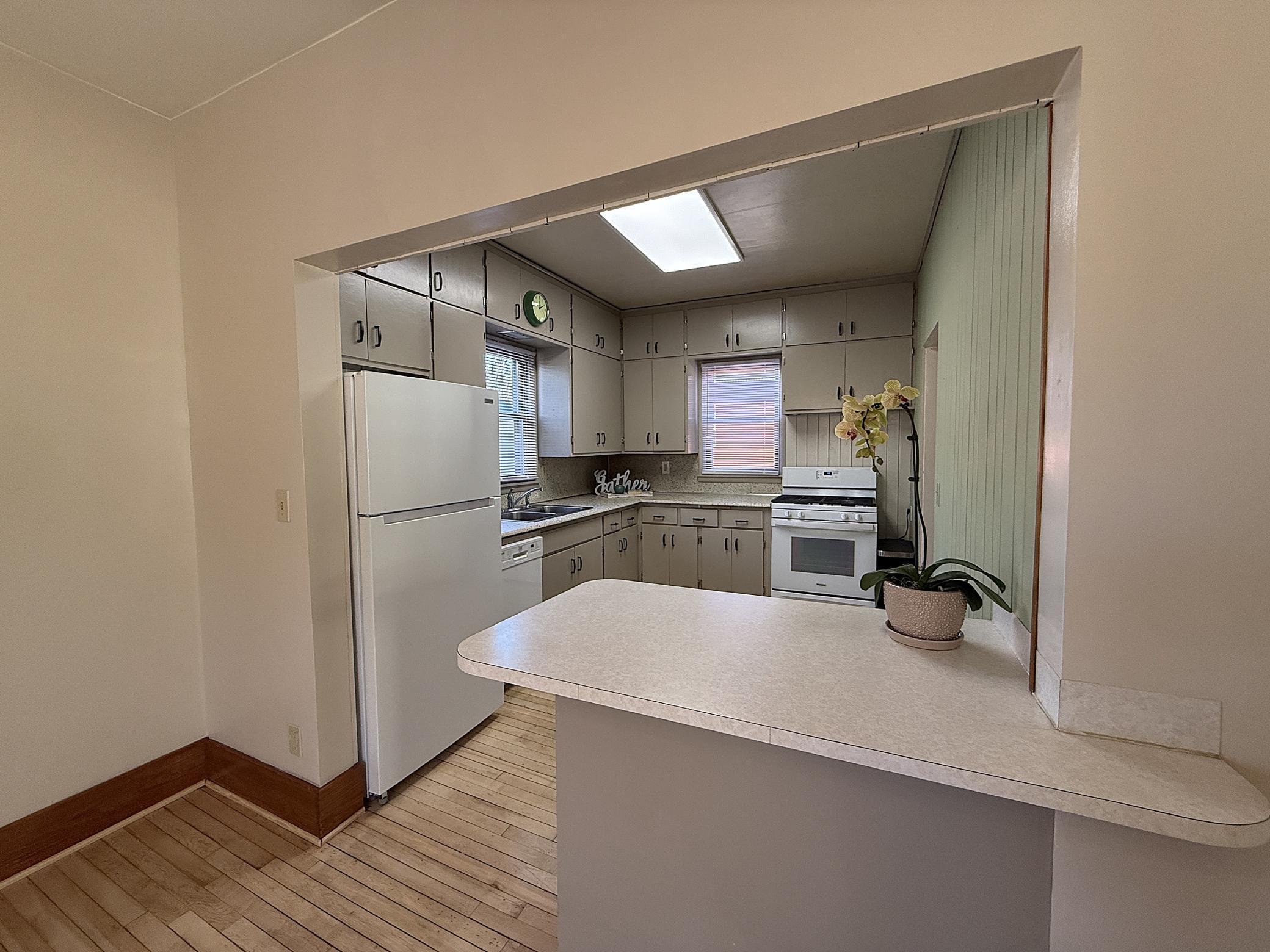 135 East Snelling Avenue Appleton, MN 56208 - Photo 22 of 64