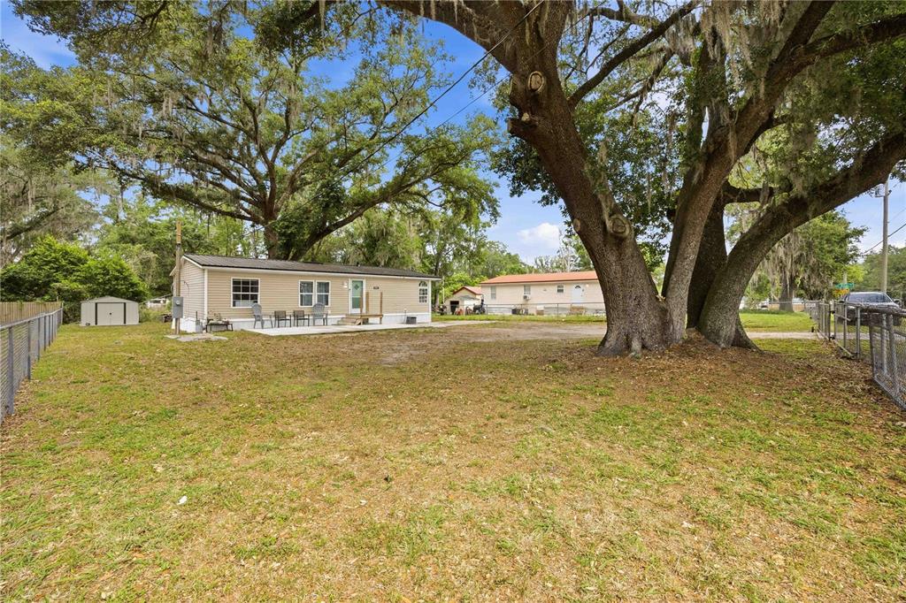 2995 Thornhill Road Winter Haven, FL 33880 - Photo 17 of 18